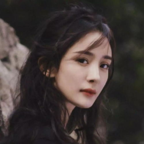 小花拒被潜当众扇大佬耳光