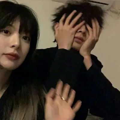 情侣头像请成为永远疯狂永远浪漫永远清澈的存在
