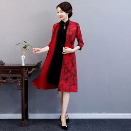成熟女人的气质,一件麂皮绒旗袍,大气优雅都有
