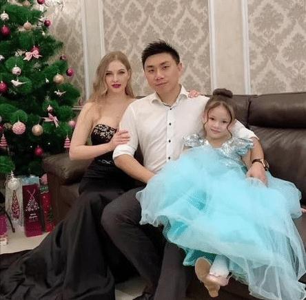 大量乌克兰美女涌入东莞,体验到赚钱容易后,个个都不愿意回国了