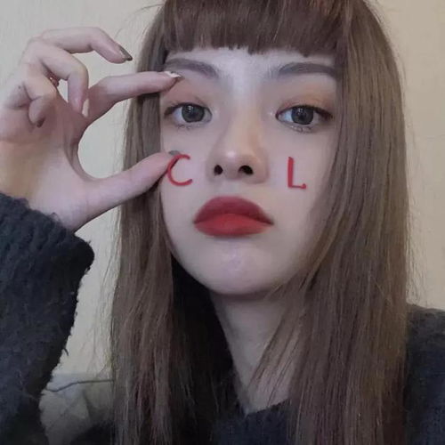 女生头像风停在窗边,嘱咐我要热爱这个世界