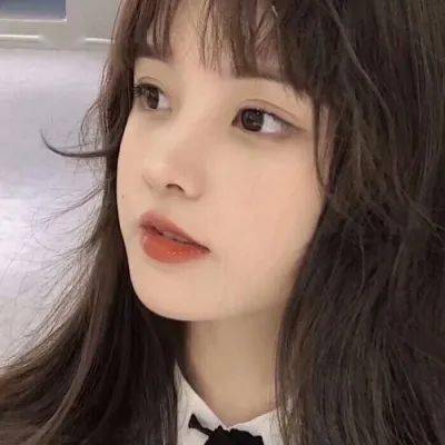 漂亮美女头像清新可爱俄罗斯