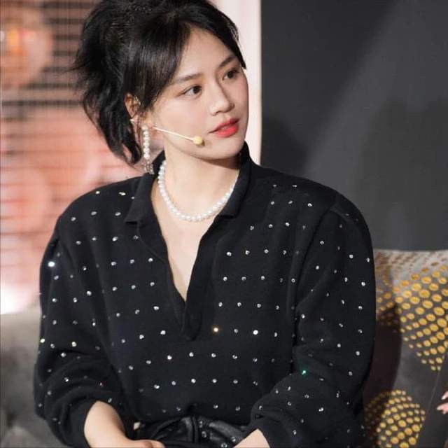 马思纯怀孕结婚嫁张哲轩好友透露内情,暴露其真实状态