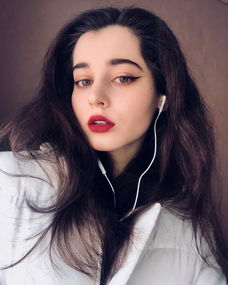 肤白貌美的仙女又下凡了最会穿婚纱的乌克兰模特
