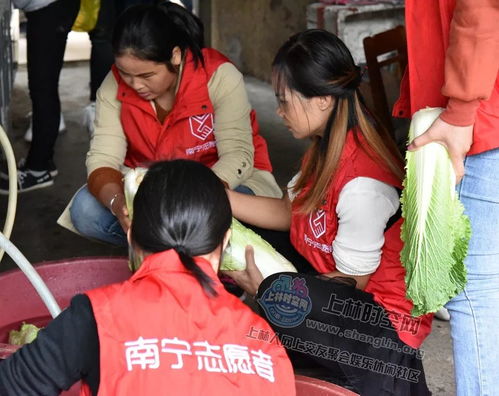 佳节又重阳上林时空网一帮美女帅哥来到敬老院同老人欢庆一堂,传递浓浓敬老情上林时空