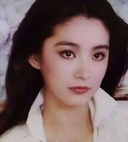 林青霞18岁女儿亮相,继承妈妈基因长相你怎么看