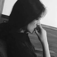 qq头像女生社会姐黑白
