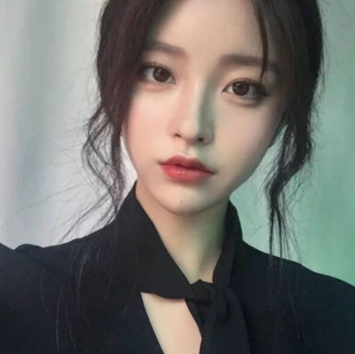 女生脸上拥有这3个特征,是典型的抗老脸,年纪越大越耐看哟