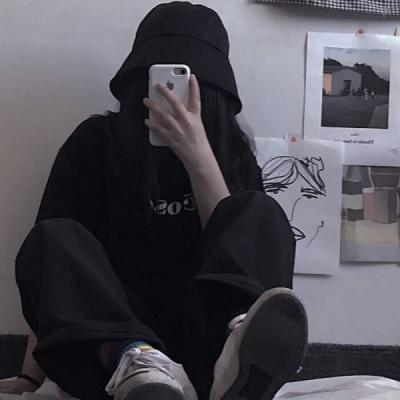 脾气很大的女网名高冷四字天性凉薄可爱点