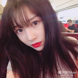 网上惊现14岁女装大佬,长这么漂亮一定是男孩子啊