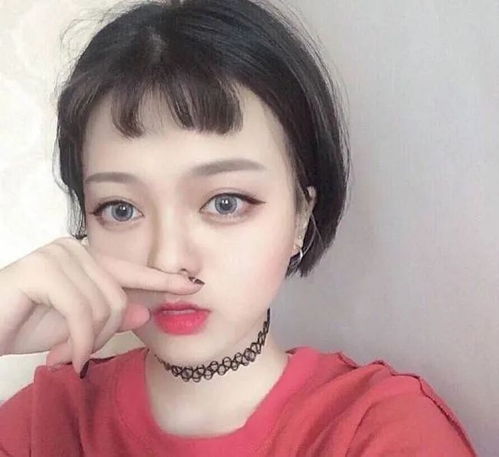 才知道让女人心痒痒的,多半是男人3个强硬行为,高冷女人也扛不住