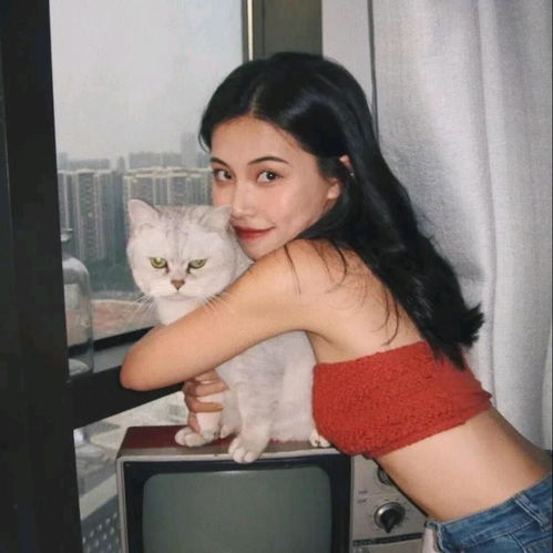 ins风女生头像他们不理你了你就跟我说我也不理你