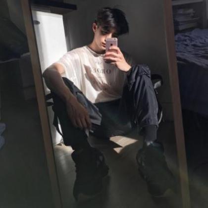 qq社会头像男生狠人