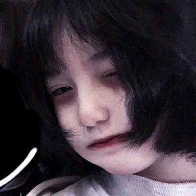 短发气质女生侧脸头像你越在乎就离你越远