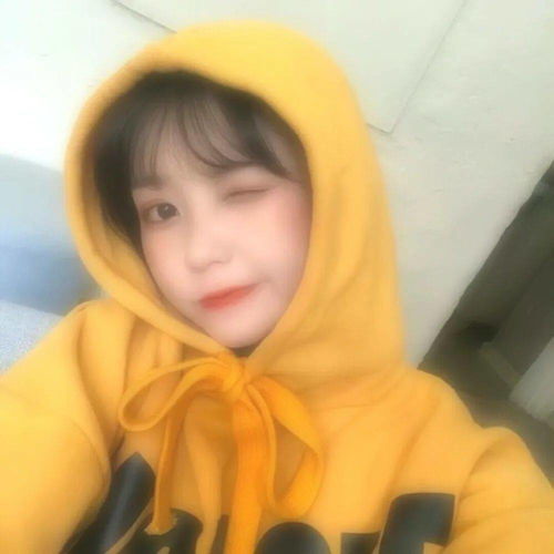 为什么女生比男生爱自拍