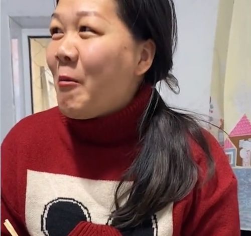 女子把紫薯粥煮成阿凡达色,老公傻眼儿子吐槽狗也不愿意吃