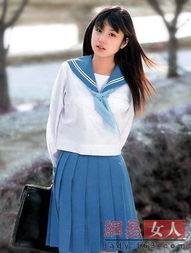 林青霞高圆圆陈妍希揭女星清纯制服家照