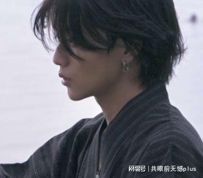 男生头像男生头像成熟稳重,时光流逝回忆太多第243期