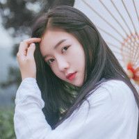 纸伞美人