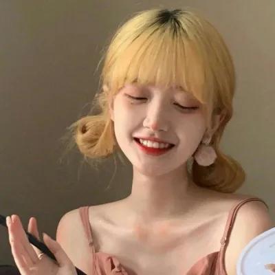 有哪些ins风的女生头像