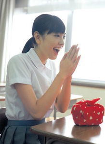 学生扎头发的发型学生扎头发的马尾发型