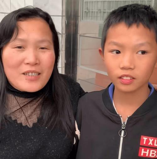 26岁女子嫁71岁老人育一子,十年后丈夫离世,如今母子俩现状如何