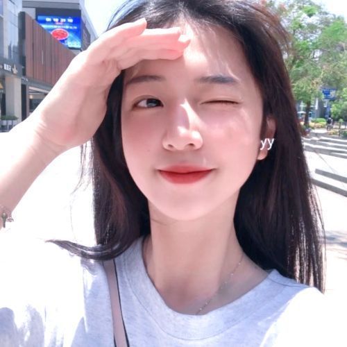 看起来很清新的女生头像