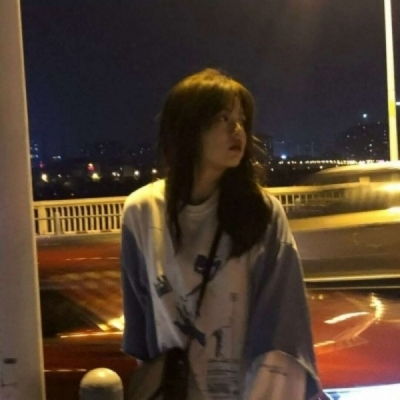 高清好看的丧系伤感女生真人头像图片
