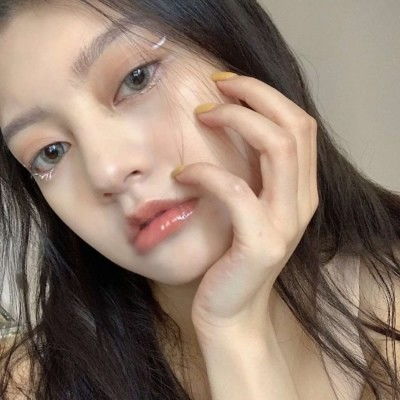 ins高级女生头像