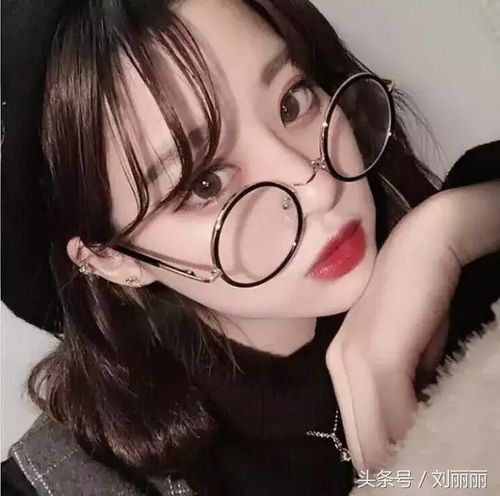 最适合戴眼镜女生的发型,美的不敢想象