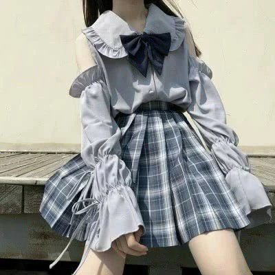 真人女生头像不要迷路边的野花,忘记怀里的玫瑰