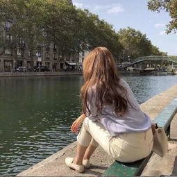 奔三的女人不要那么土气,这些穿搭简约又高级,一秒嫩回小姑娘