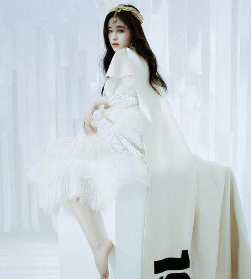 鞠婧祎时尚芭莎时尚大片,表现力十足,而私服也丝毫不输气质