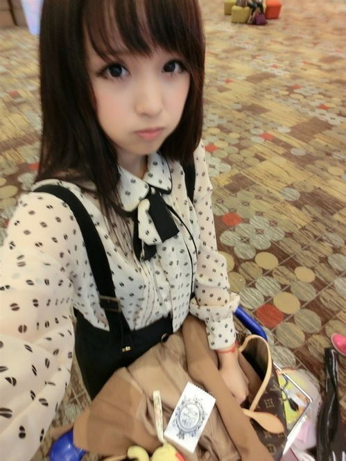 甜美风的非主流漂亮美女青春是一场无知的奔