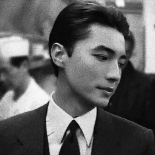 能赢钱的微信头像女尊龙