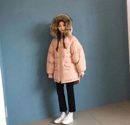 羽绒服土那是因为你没选对2018冬季羽绒服唯美搭配大全