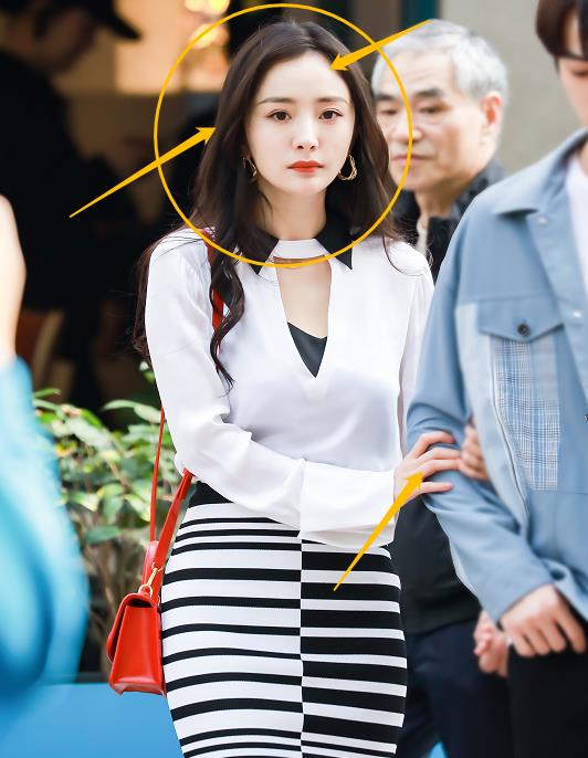 杨幂新剧路透,你的猫系女友上线,生图的腰臀比让人看愣了