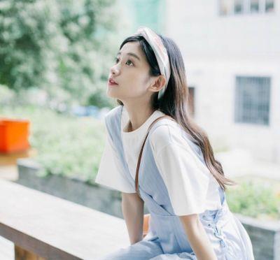 下周来临前,月色轻晃,海棠绽放,余温不散,旧情开展,爱在身旁天秤座