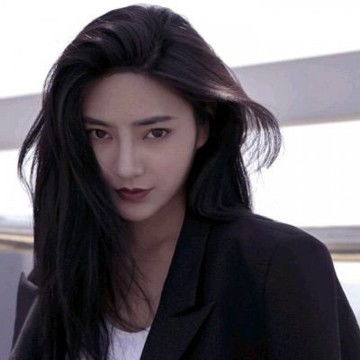 成熟自然真人头像女静静的