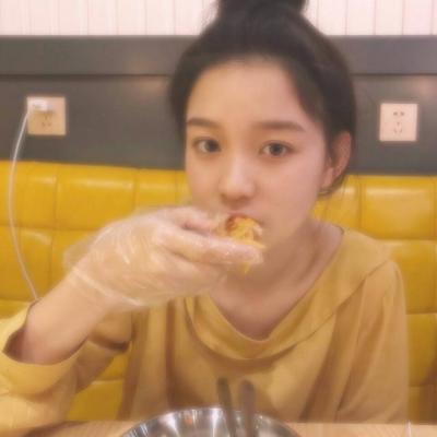 qq头像姐妹二人超好气质美女做个被人保护的胆小鬼