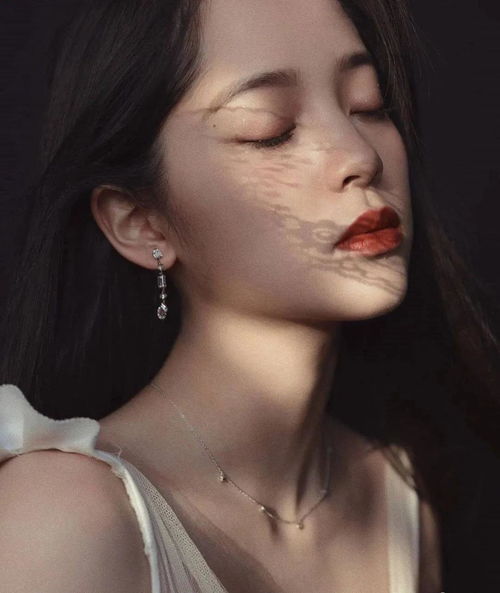 一张图出卖欧阳娜娜整形痕迹,16岁不到就do,也太拼了