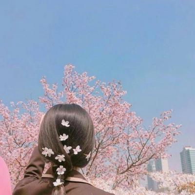 现在一级建造师注册都不发印章吗
