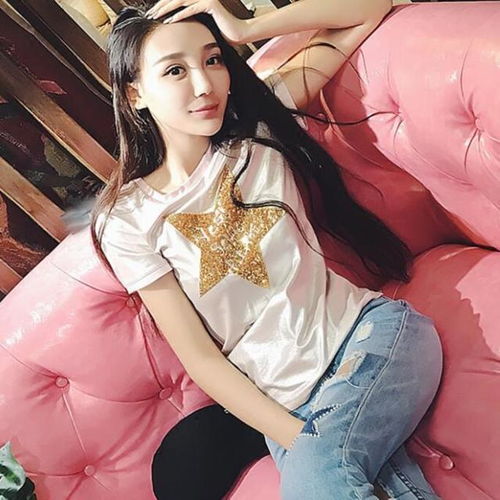 随性美女的首选,百搭t恤