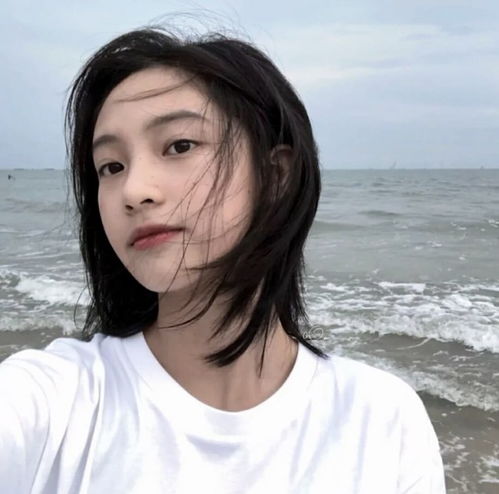 女生头像这一次我就站着不动,谁走向我我就爱谁.