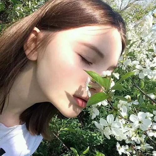 好看的欧美头像女生简单的生活i