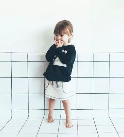 适合12岁女生头像图片离家出走