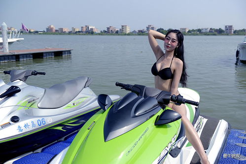 游艇会上的比基尼性感美女嫩模性感好身材霸气御姐范儿非常吸睛