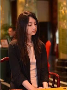 网络美腿照片背后你不可想象兔丫一笑第80期