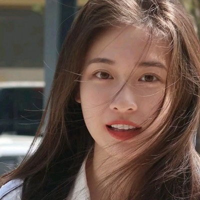 非常理性的ins风女生头像
