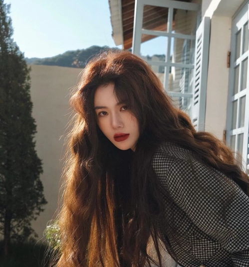真人女生头像那满天星河中,有我们爱情的光